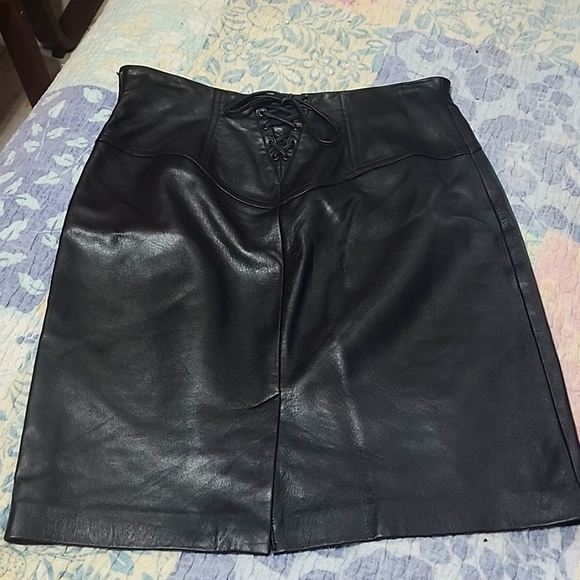 Express genuine leather skirt - Picture 1 of 6